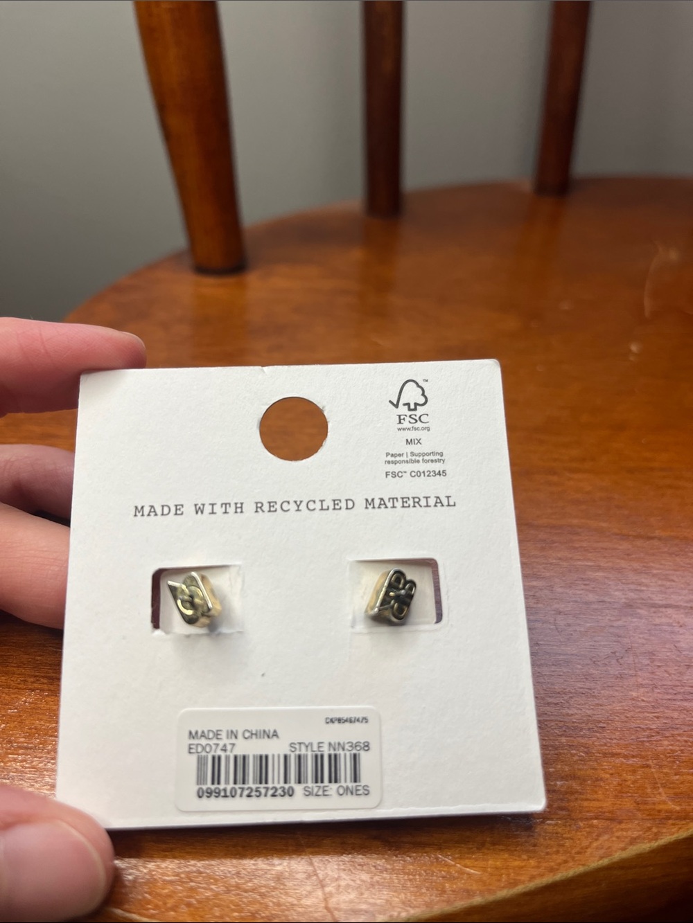 NWT Madewell Peas in a Pod Stud Earrings Green Enamel Rhinestone Titanium Post - Picture 3 of 4